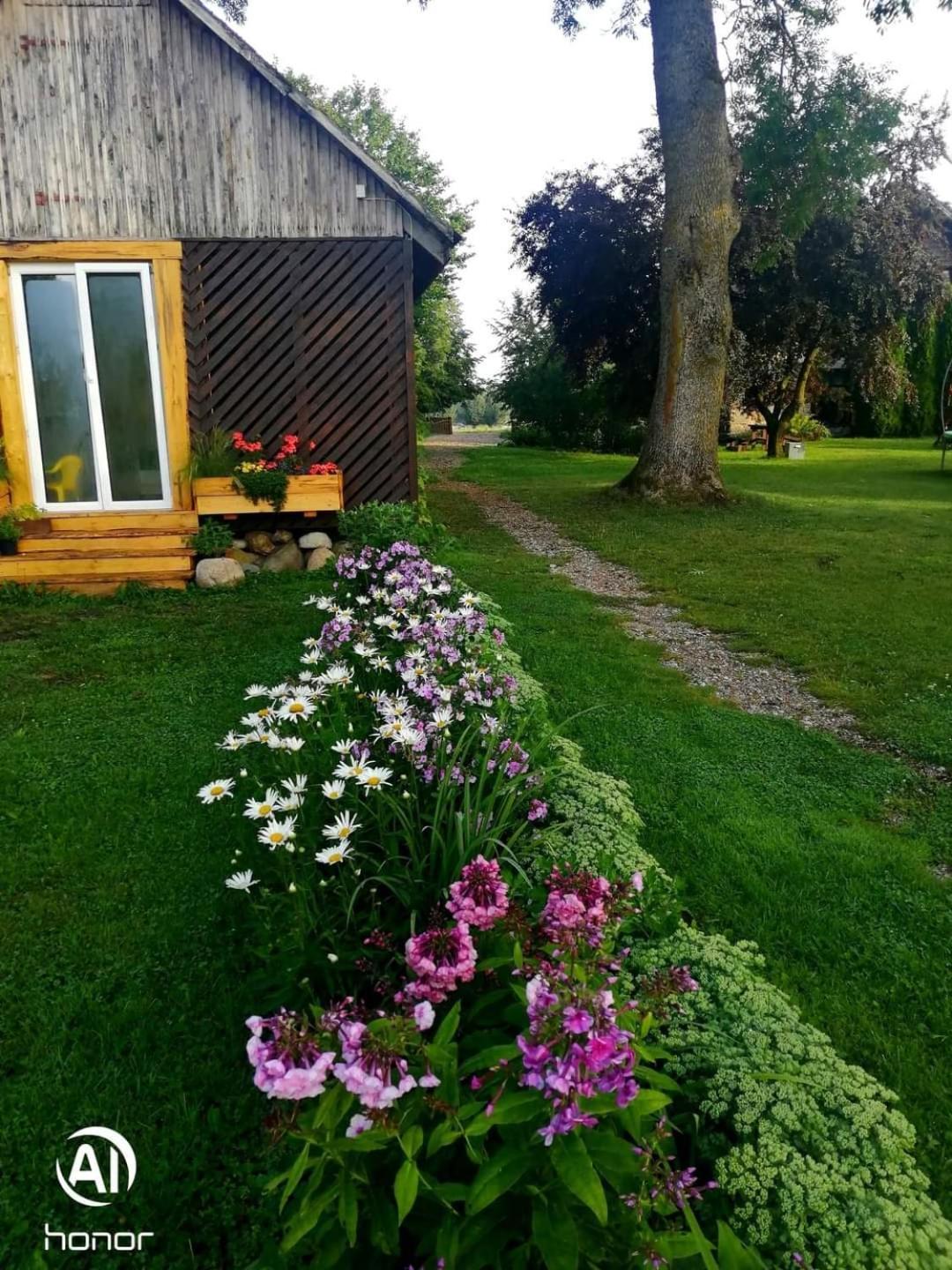 Viesu Nams “Bauli” Hotel Ventspils Exterior photo